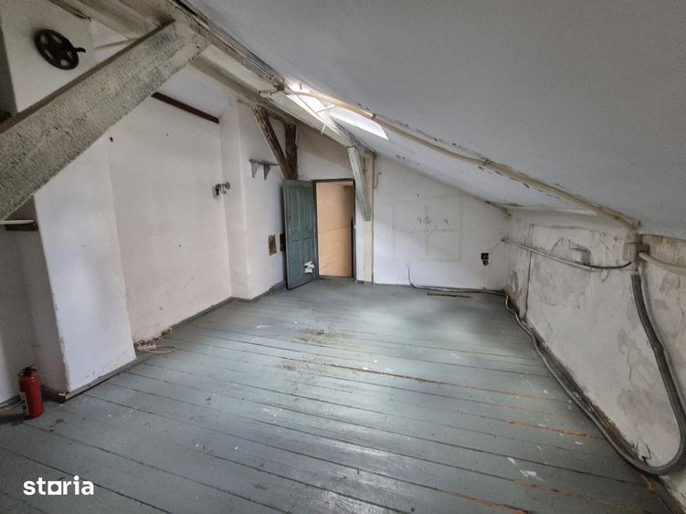 Apartament cu 7 camere în Centrul Istoric
