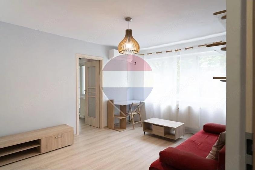 Apartament cu 2 camere semidecomandat în Dacia