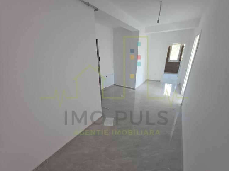 Apartament cu 3 camere decomandat în Braytim