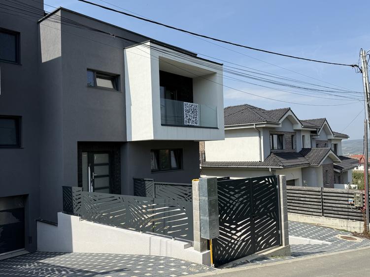 Casa noua cu 2 garaje  185mp utili - 4