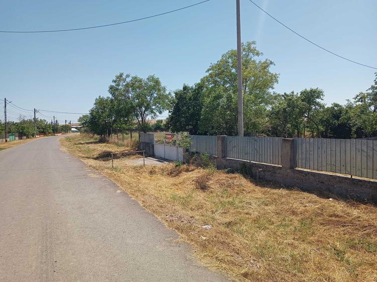 Casă cu 3 camere în Baia
