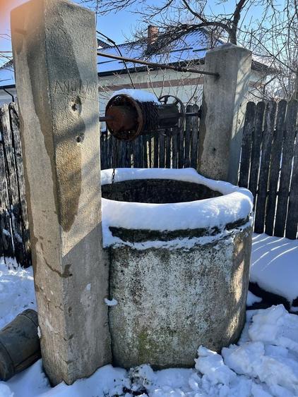 Casă cu 4 camere în Vișina