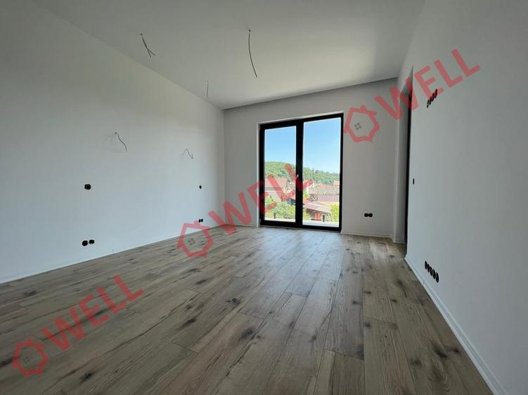 Duplex cu 3 camere cu Teren 300 Mp în Sovata