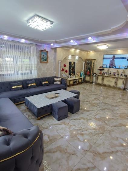 Casă cu 4 camere cu Teren 338 Mp în Colentina