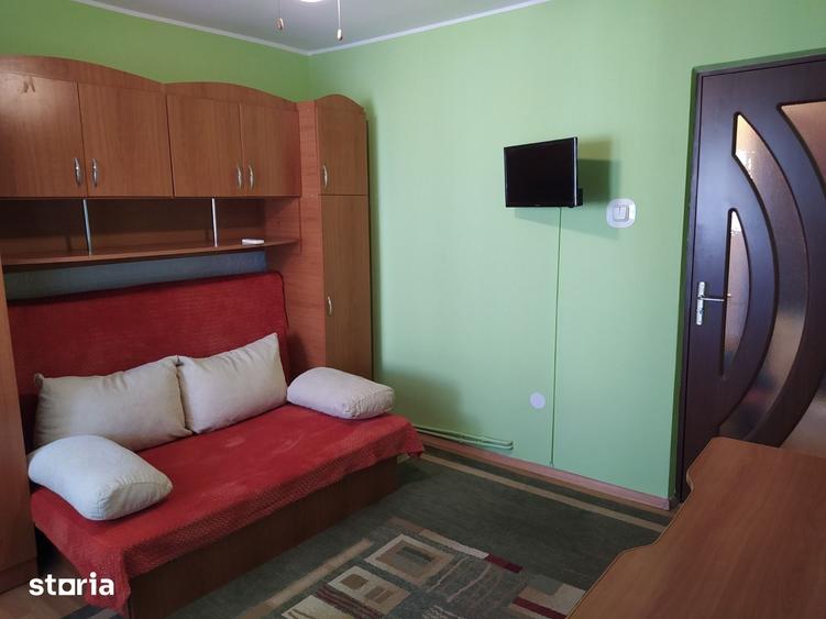 Apartament cu 2 camere decomandat în Micro 15