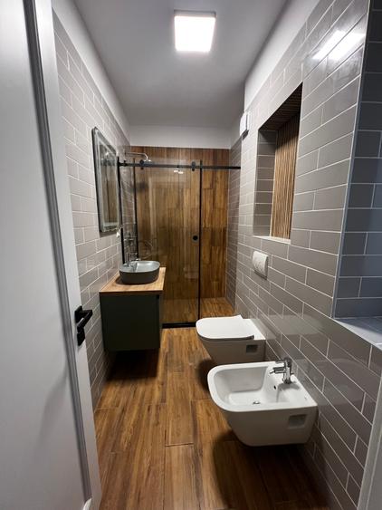 Apartament cu 4 camere decomandat în Nord
