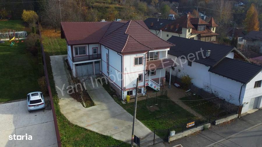 Casă cu 4 camere în Central