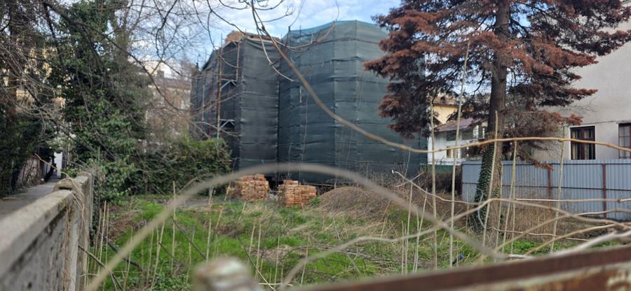 Casă individuală cu 5 camere cu Canalizare în Aviatorilor