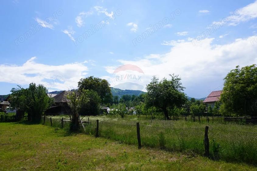 Casă cu 3 camere cu Teren 1922 Mp în Săliște
