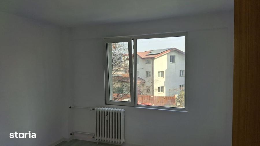 Apartament cu 2 camere semidecomandat în Colentina