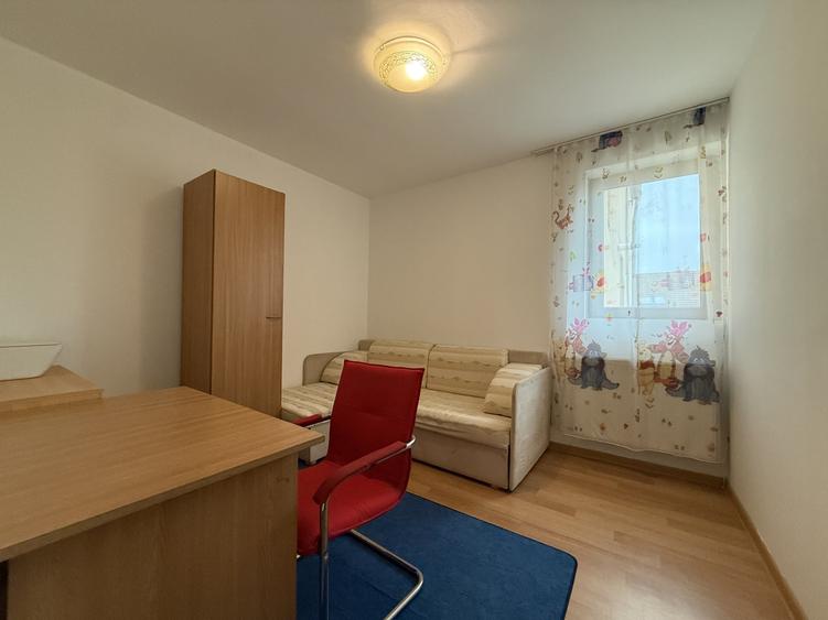 Apartament cu 3 camere, mobilat în Giroc