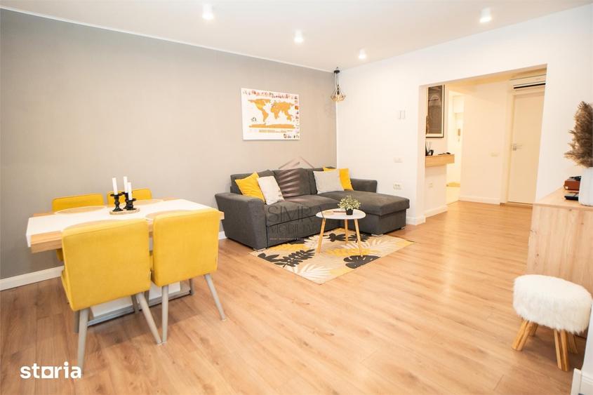 Apartament cu 3 camere semidecomandat în Decebal