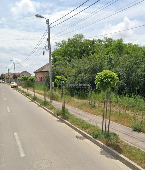Teren de 2454 mp, în Oncea