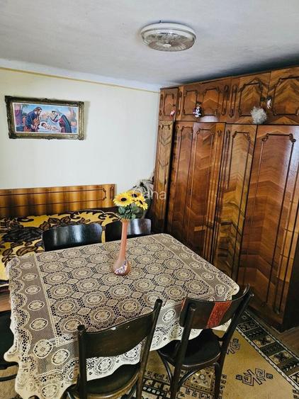 Casa in CATINA, cu teren intravilan generos, comuna Floresti, judetul Prahova. Direct de la proprietar
