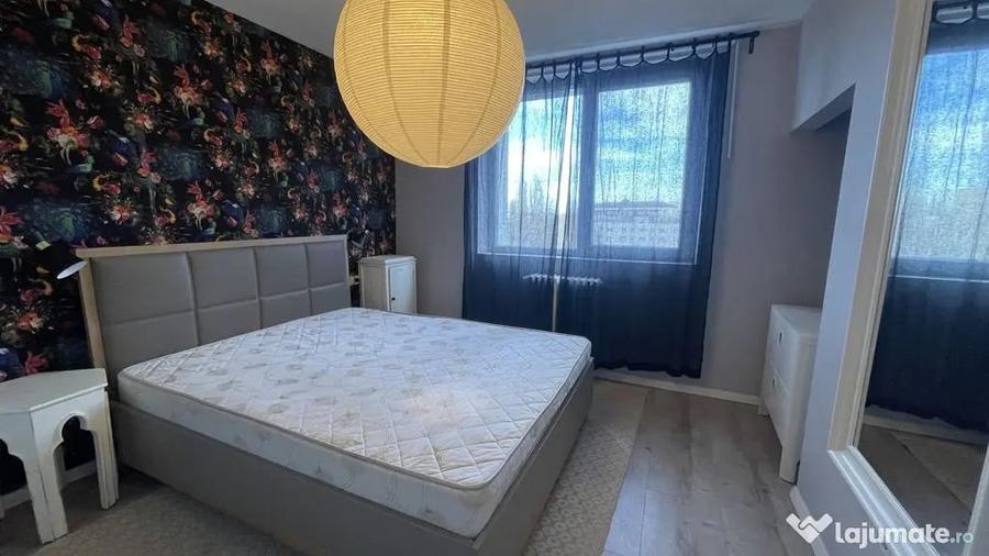 Apartament cu 2 camere semidecomandat în 1 Mai