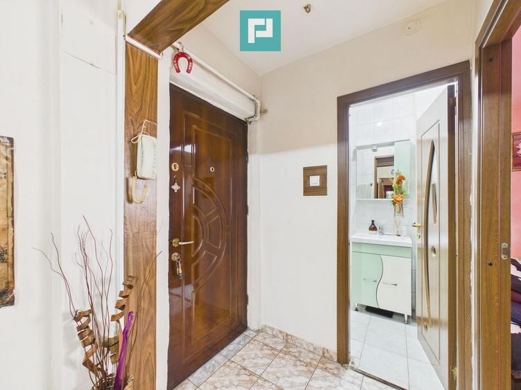 Apartament cu 3 camere nedecomandat, mobilat în Circumvalațiunii