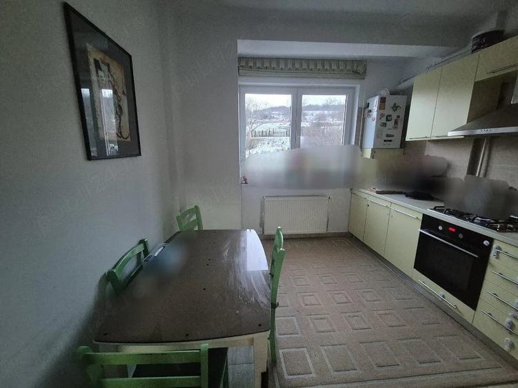 Apartament cu 2 camere decomandat în Est