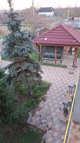 Casă cu 4 camere în Dascălu