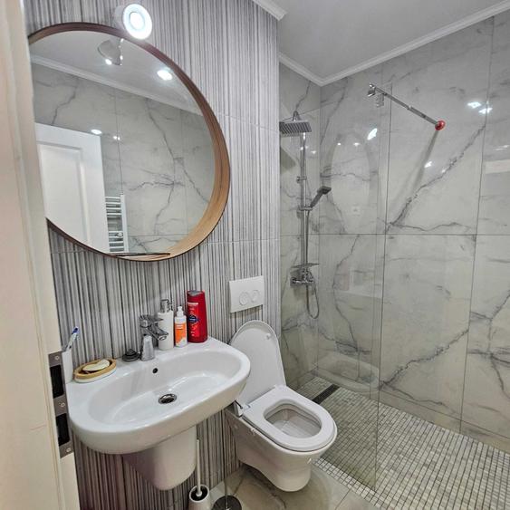 Apartament cu 2 camere semidecomandat în Central