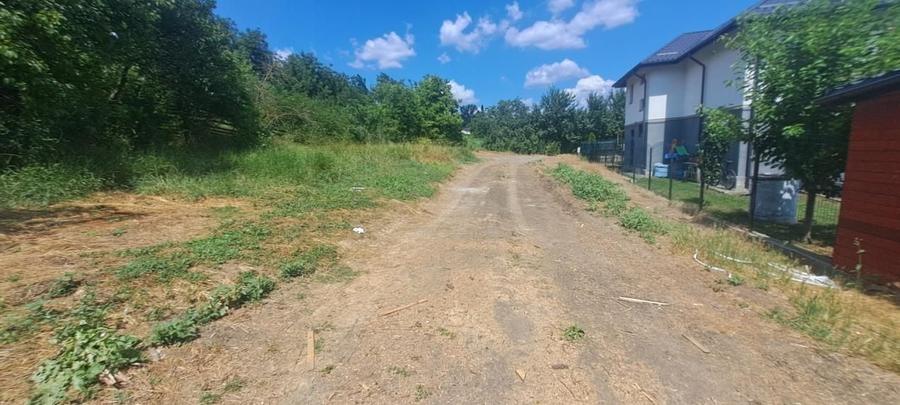Teren Construcții intravilan de 709 mp, în Miroslava