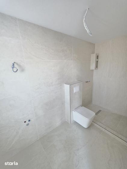 Casă cu 4 camere cu Teren 500 Mp în Central