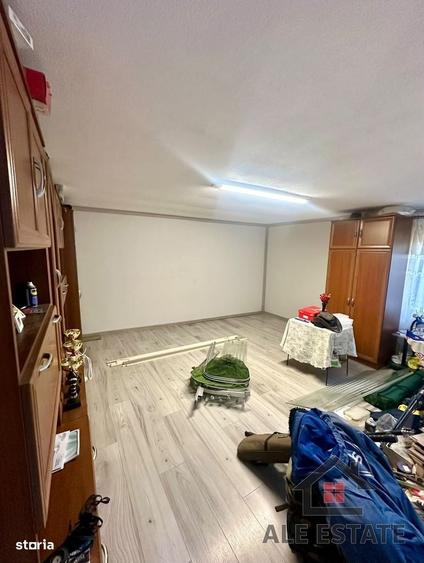 Casă cu 4 camere cu Teren 166 Mp în Central