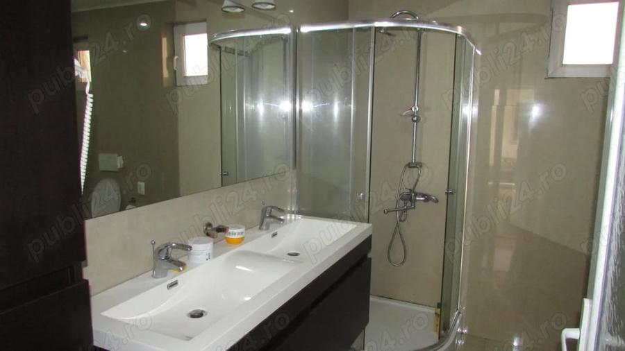 Casă cu 6 camere cu Teren 850 Mp în Ultracentral