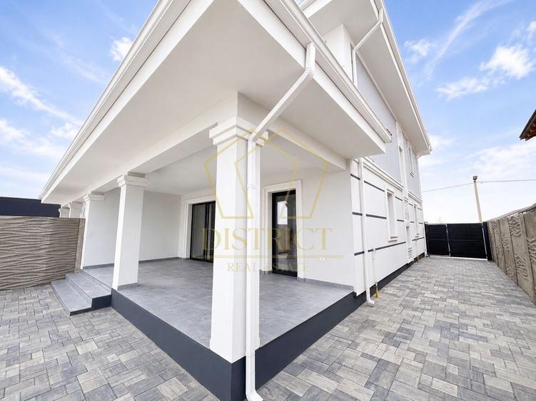 Casă individuală cu 5 camere cu Canalizare în Săcălaz
