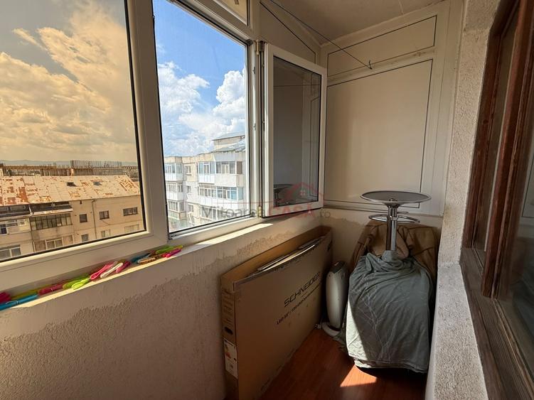 Apartament cu 3 camere decomandat, mobilat în Central