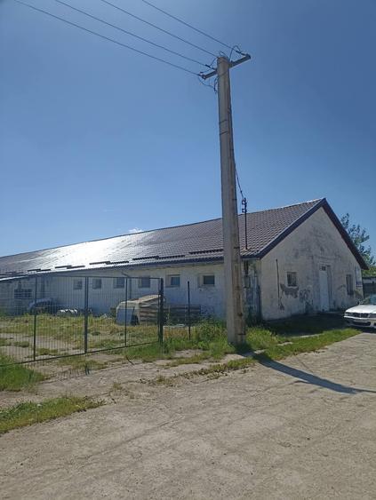 Spațiu industrial, de 900 mp, în Ilieni