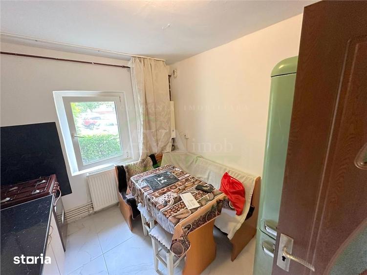 Apartament cu 2 camere semidecomandat în Mioriței