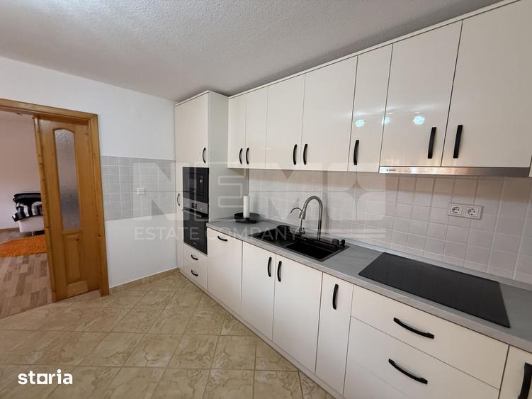 Casă cu 4 camere cu Teren 2784 Mp în Frătăuții Vechi