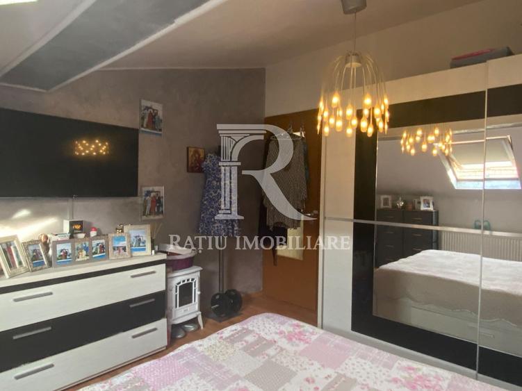 Casă cu 3 camere cu Canalizare în Ultracentral