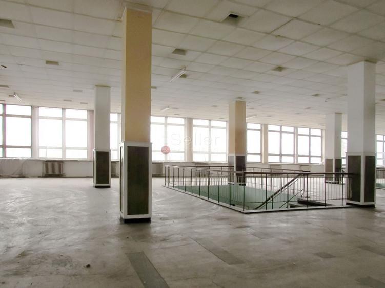 Spațiu comercial, de 2,076 mp, în Ghimbav Livadă