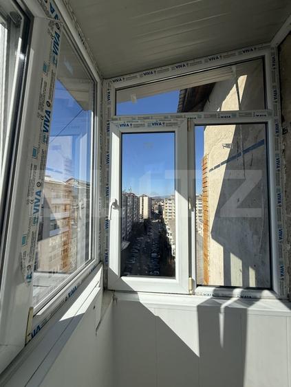 Apartament 3 camere, 55 mp, zona Micro 4 - 11