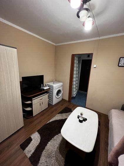 Apartament cu 2 camere decomandat în Mofleni