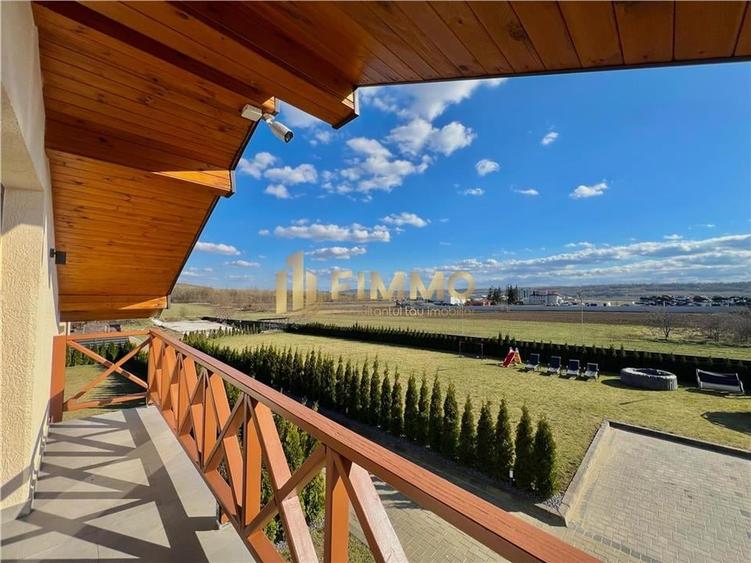 Casă individuală cu 5 camere cu Teren 1600 Mp în Pătrăuți