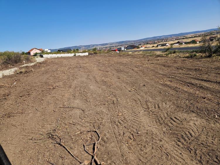 Teren Construcții intravilan de 535 mp, în Nord