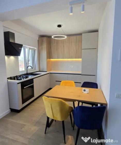 Apartament cu 2 camere decomandat în Kamsas