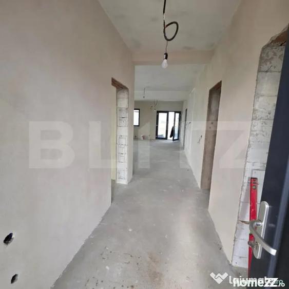 Casă cu 4 camere cu Teren 546 Mp în Central