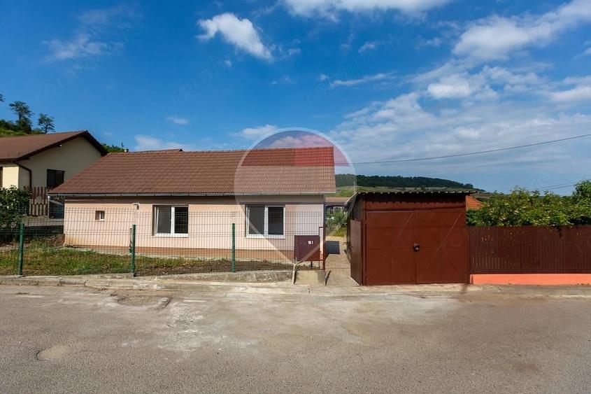Casa renovata total cu 545 mp teren - Angarul de Sus - Medias - 9