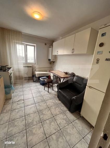 Apartament cu 3 camere decomandat în George Enescu