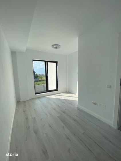 Casă cu 8 camere cu Teren 412 Mp în Bariera Vâlcii