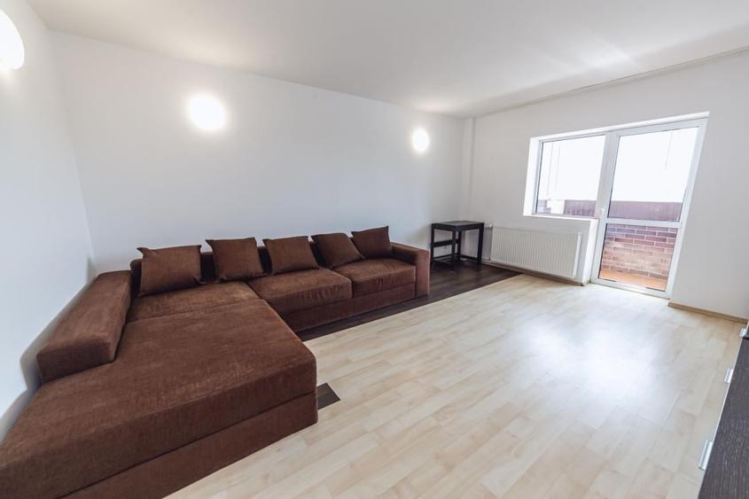 Apartament cu 3 camere decomandat, mobilat în Brâncoveanu