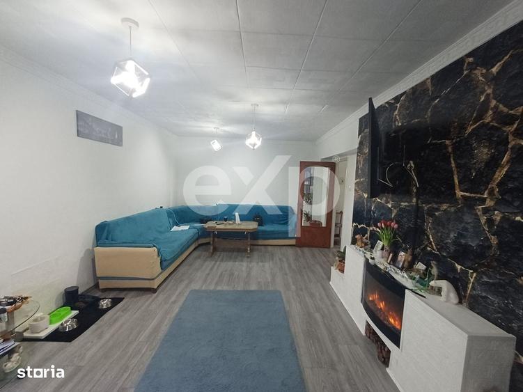 Apartament cu 4 camere decomandat în Ultracentral