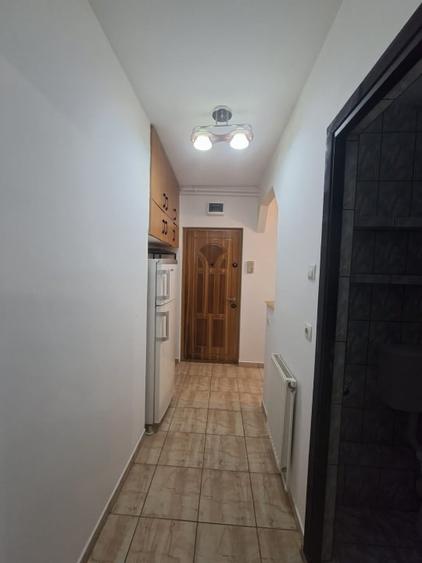 Apartament cu 2 camere semidecomandat în Cedonia