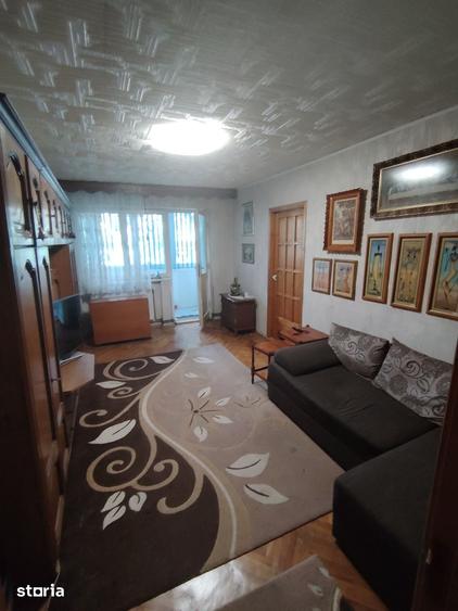Apartament cu 3 camere în Grădiște