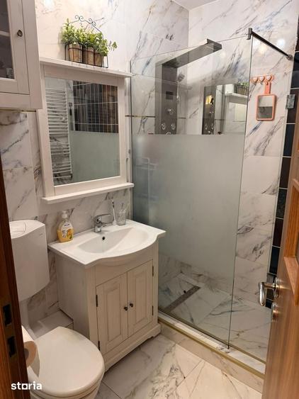 Apartament cu 3 camere în Rahova