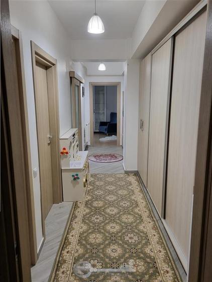 Apartament cu 3 camere decomandat, mobilat în Cug