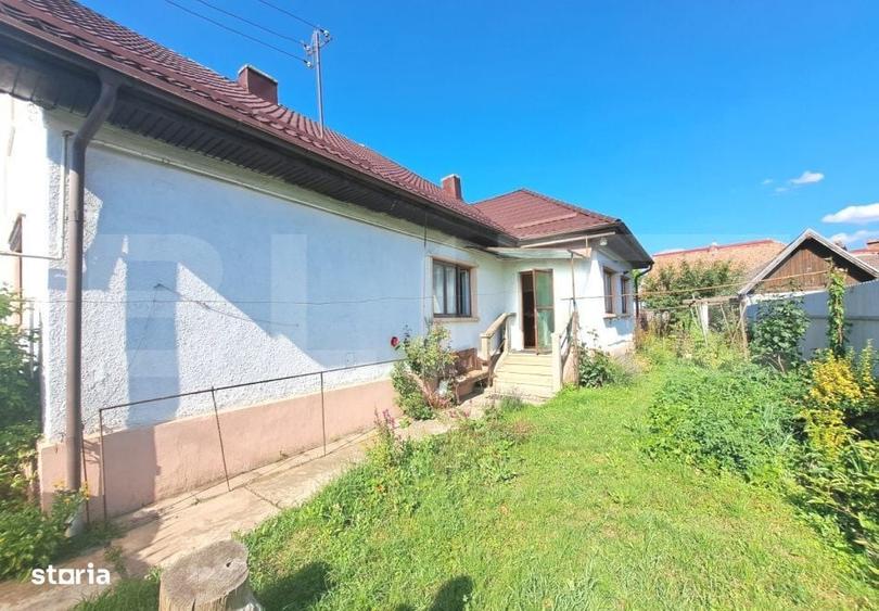 Casă cu 2 camere semidecomandat în Cernatu